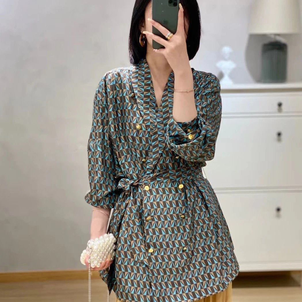 2023春季印花仿真丝西装女气质系带风衣外套长袖仿桑蚕丝短外套女