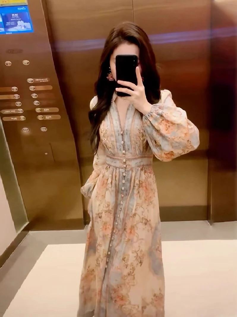 高端精致小香风泡泡袖碎花连衣裙2024春季新款绝美海边度假沙滩裙