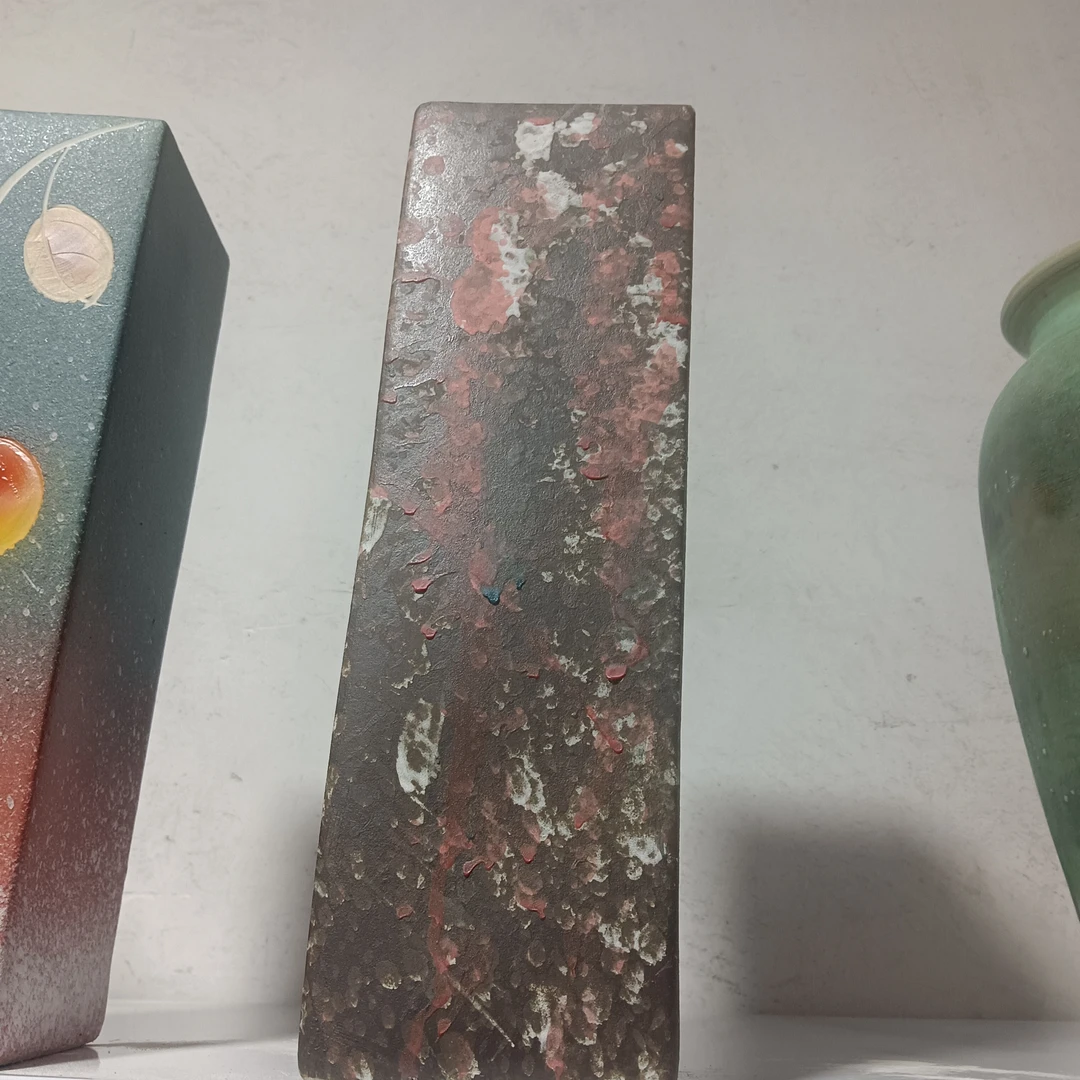 134号花盆，高36口9，默认微瑕，有孔