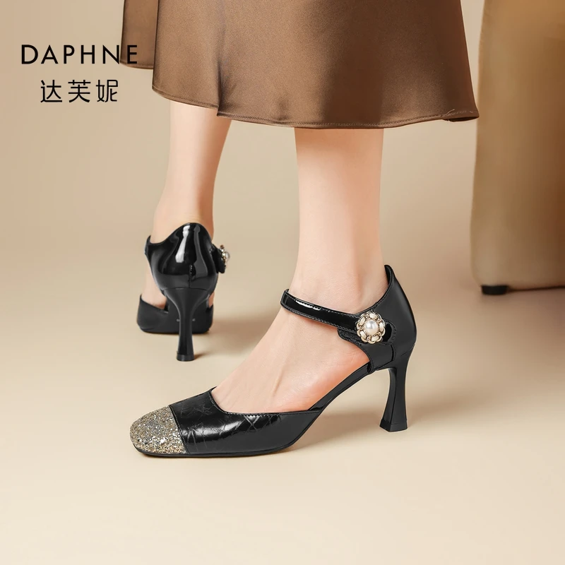 Daphne/达芙妮细跟银色高跟鞋女2024年新款配裙子宴会鞋时尚单鞋