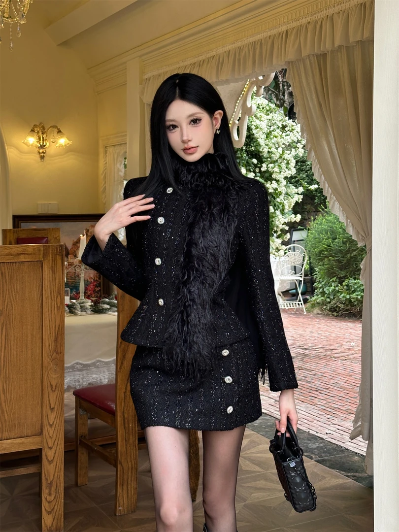 MOONSEE可拆卸毛领高级感富家千金冬季新款小香风外套两件套装裙