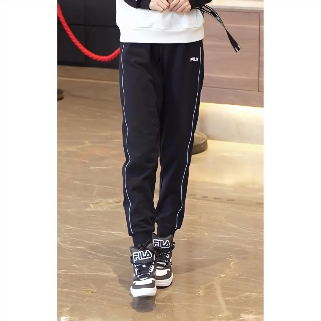 FUSION斐乐潮牌女子潮流时尚针织休闲长裤束脚运动裤T11W231602