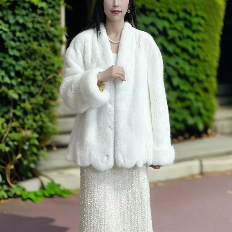 丹麦进口短二纯色V领小弯工艺时尚气质女士水貂短款外套-2