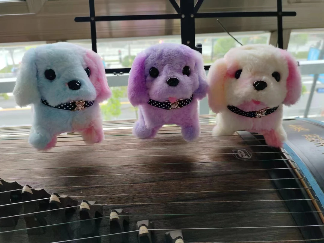 彩色毛绒狗电动音