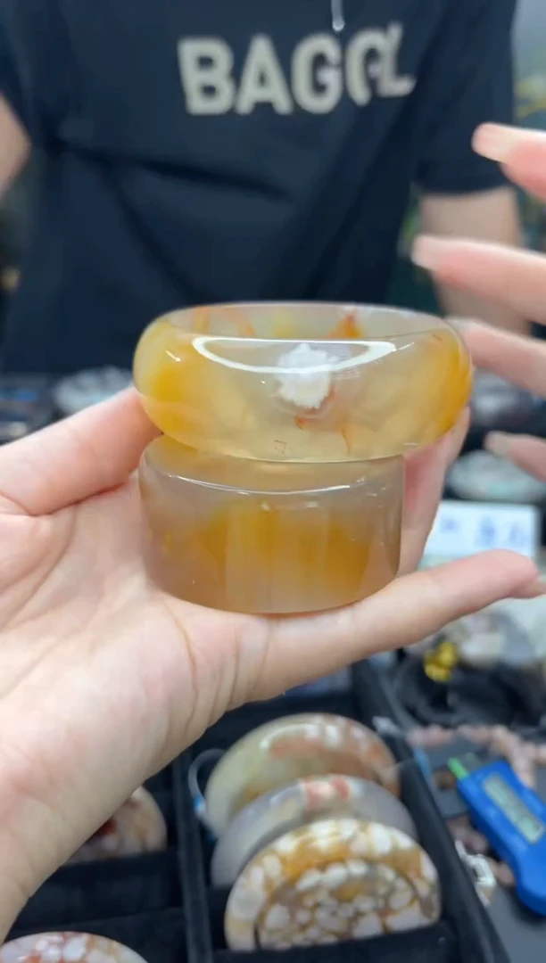 【闪购商品】石英质玉手镯未镶嵌566（60圈赠送镯心）