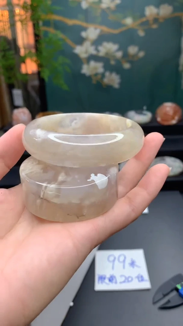 【闪购商品】石英质玉手镯未镶嵌C1075（58圈赠送镯心）