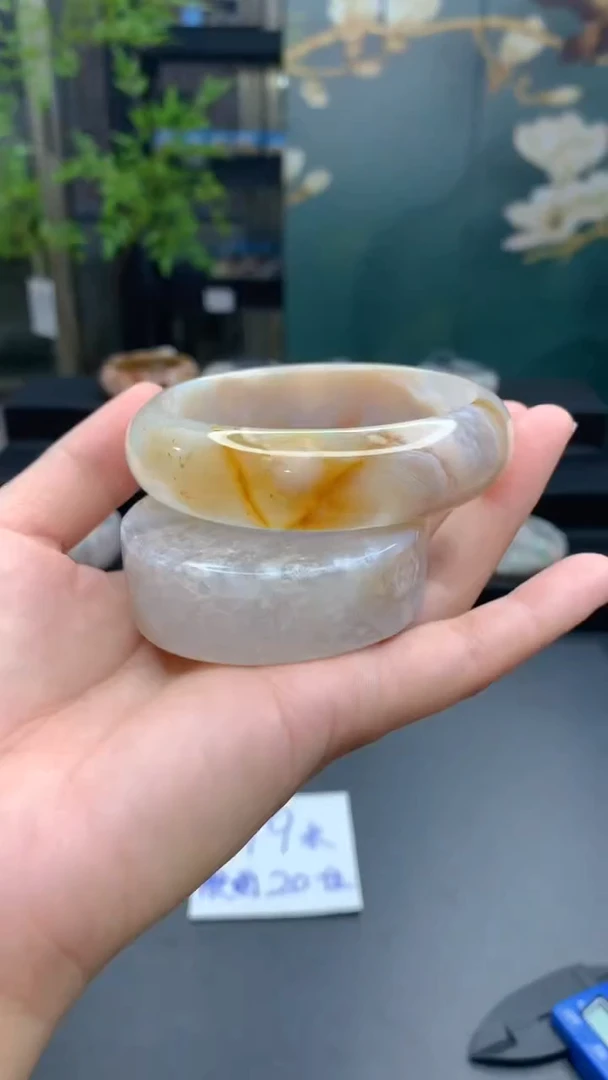 【闪购商品】石英质玉手镯未镶嵌C1031（60圈赠送镯心）