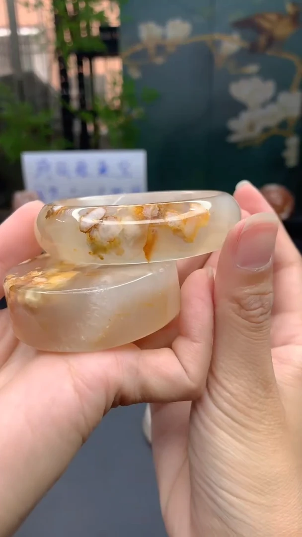 【闪购商品】石英质玉手镯未镶嵌C1064561(圈赠送镯心）