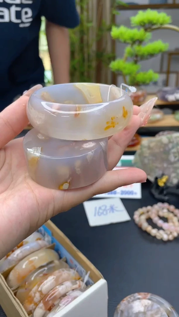 【闪购商品】石英质玉手镯未镶嵌A1681(57圈赠送镯心)