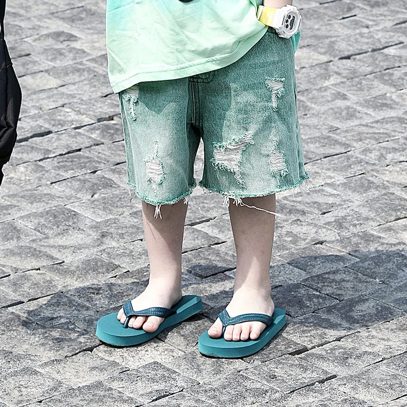 【现货】SUPERJIMMY 夏日味道 夏季新款破洞水洗绿色牛仔裤短裤男童