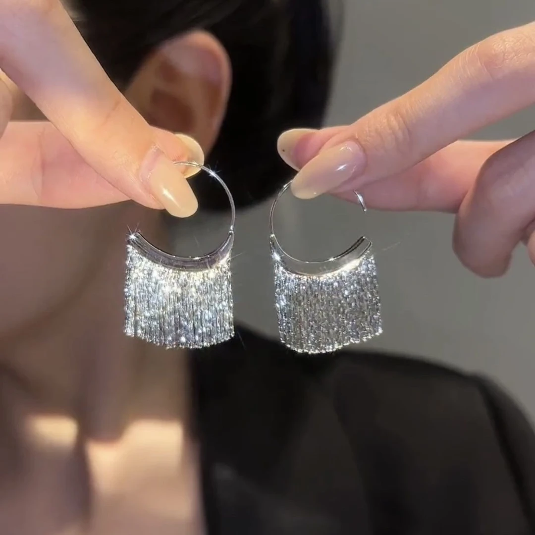 高级感轻奢扇形流苏耳环女2023年新款潮小众设计个性时尚气质耳饰