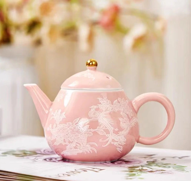 锦上添花樱花粉堆白带内绘羊脂玉茶壶陶瓷喜上眉梢珐琅彩泡茶壶88