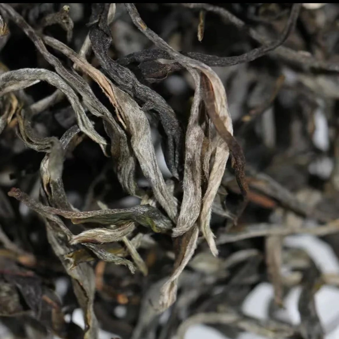 2024年国有林【百花潭】头春普洱茶生茶散茶180克/袋