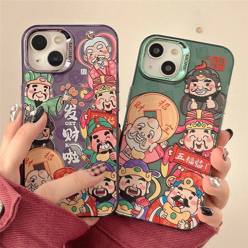 发财啦财神爷电镀镜头元气壳苹果15手机壳iphone14promax创意个性