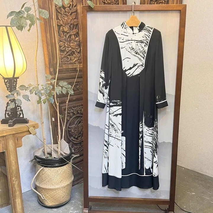 JIXIANGYIJIA/吉祥衣家淡烟流水画屏幽（连衣裙）923223727