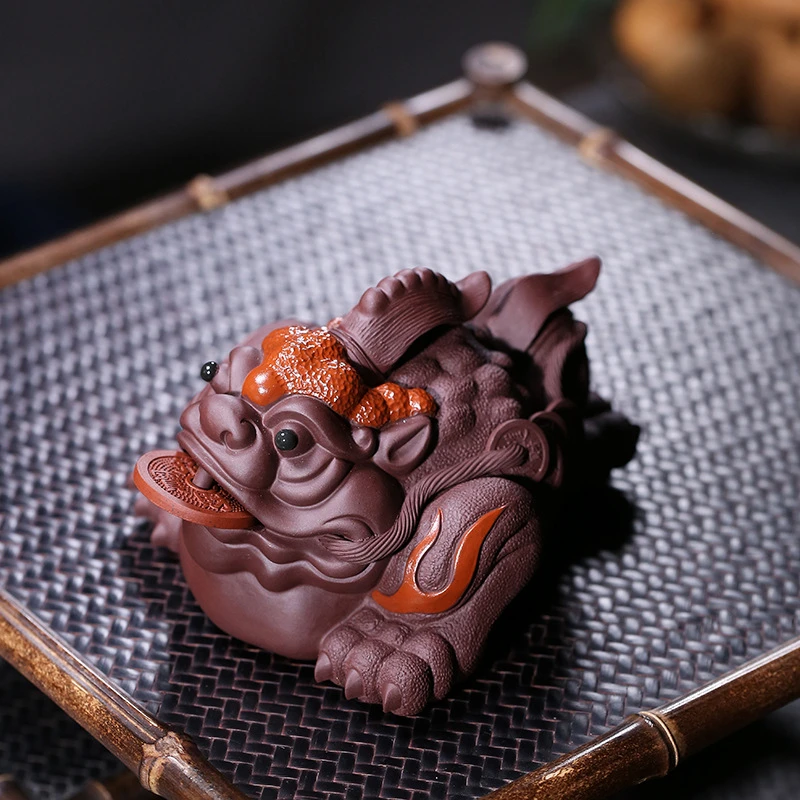 手工金蟾宜兴紫砂茶宠紫泥雕塑茶玩礼品鸿运当头金蟾品茶吉祥文化