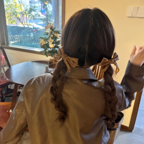 美拉德咖色皮质蝴蝶结爱心发圈扎头发橡皮筋头绳发夹双马尾头饰