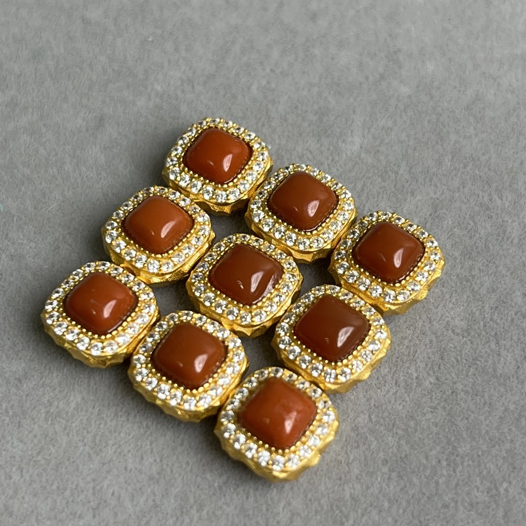 南红柿子红备云吊坠！925银镀金镶嵌，多样性发货，只发其一！