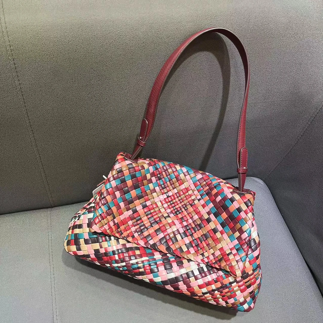 【A315-8623】新款小众设计高质感潮流时尚彩色编织单肩包手提包