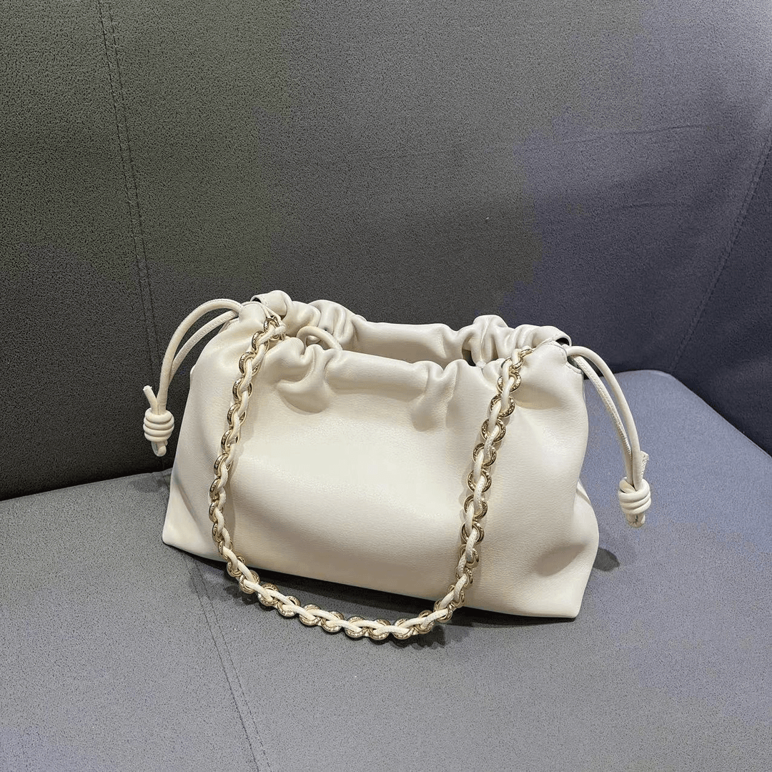 【A038-8025】白色轻奢时尚百搭休闲女士小众单肩斜跨云朵包