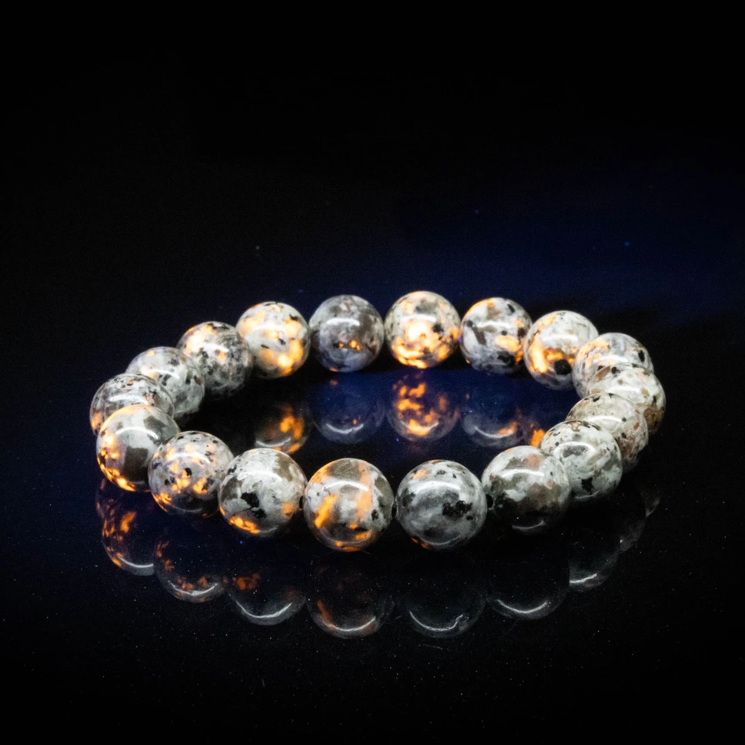 【正品保证】卡10气质新款时尚火焰石手串天然奇石手串