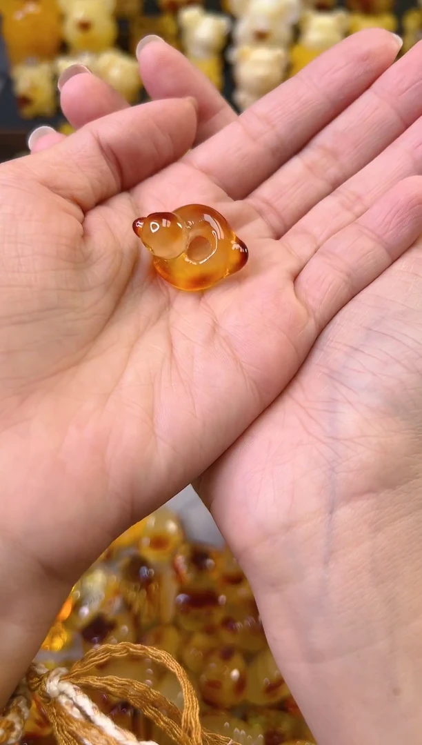 【闪购商品】琥珀珠宝奇石未镶嵌吊坠