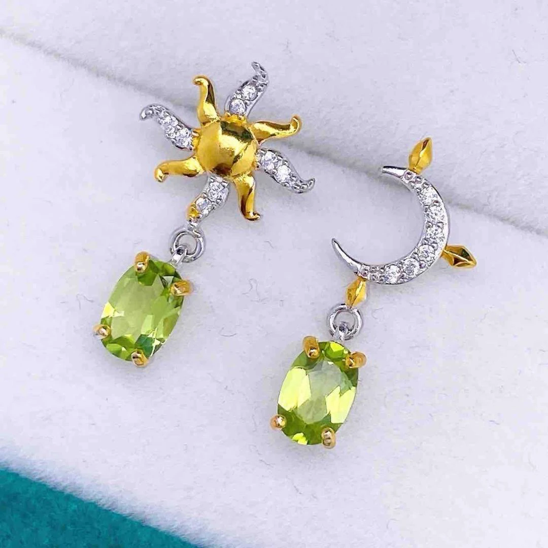 太阳月亮天然橄榄石耳钉耳饰通体s925银轻奢创意个性时尚百