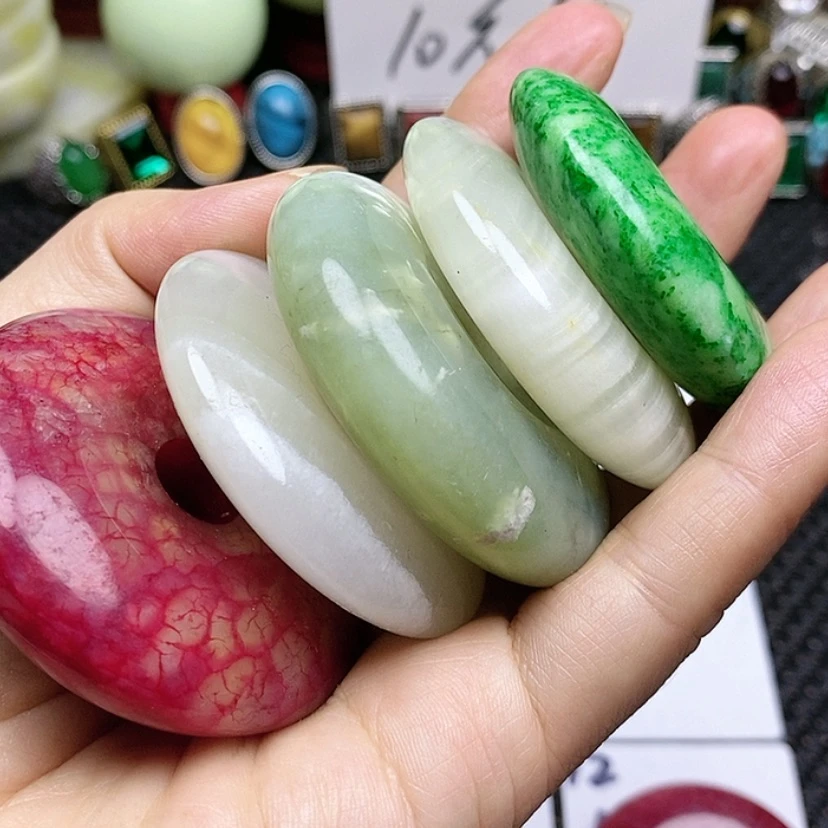 【闪购商品】玛瑙/玉髓颈饰未镶嵌爱**年