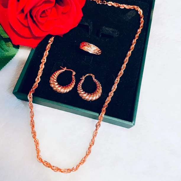 铜合金项链 parilar新款玫瑰金色百搭个性三件套时尚601