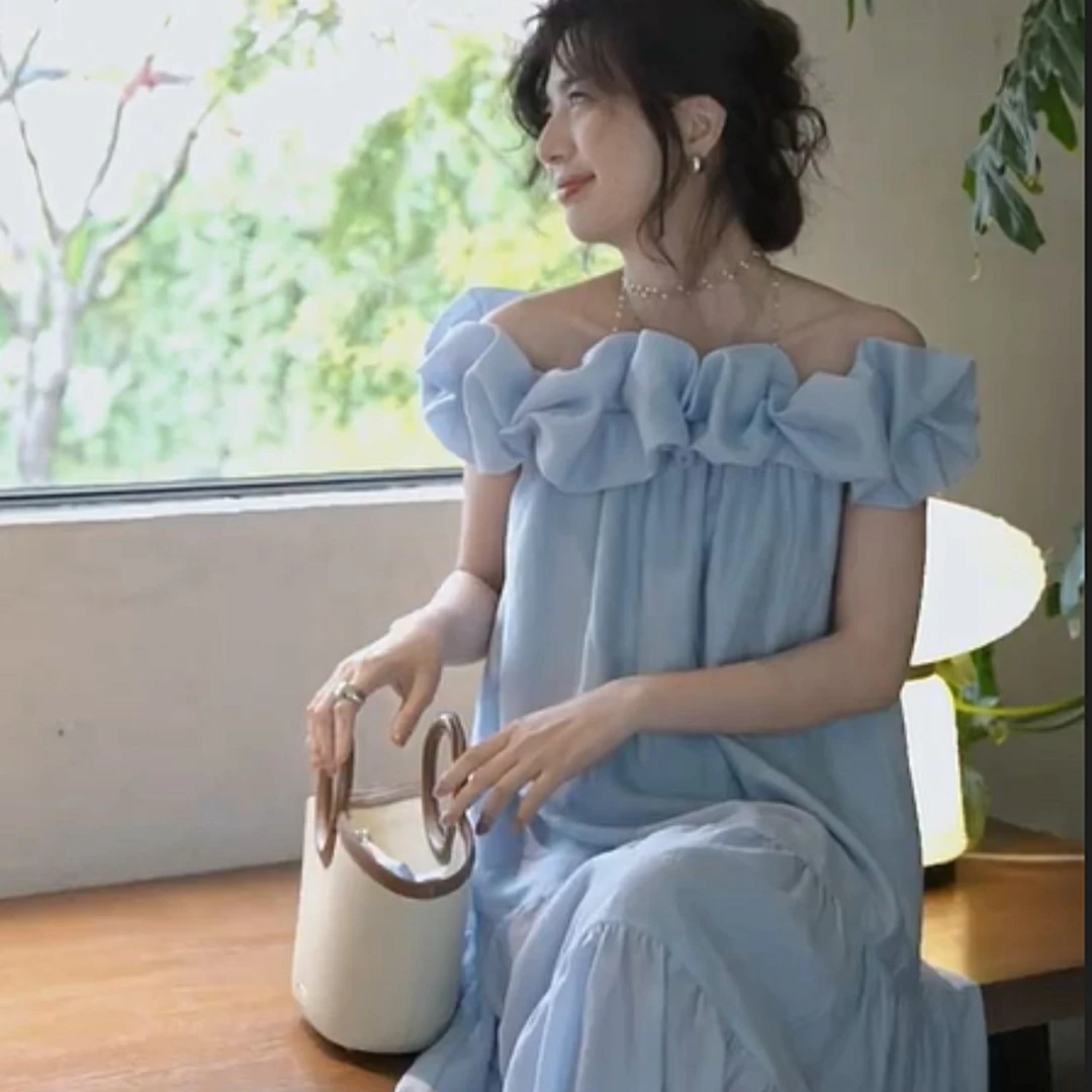 春季裙子质感高级感海边度假茶歇法式气质宽松蓝色一字肩连衣裙女