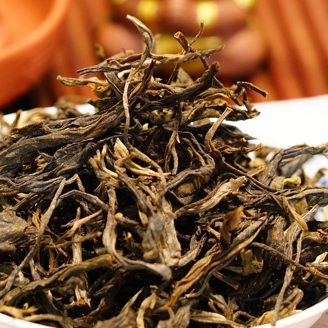 2020年 曼松王子山贡茶 大单株 头春头采 大树生茶散茶茶叶