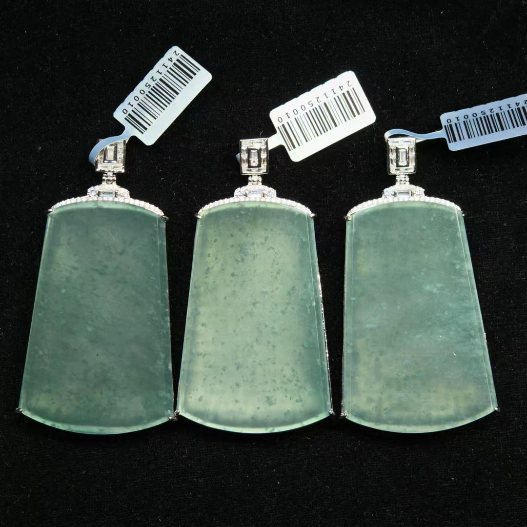 15947天然A货翡翠【大无事牌】多样性发一个