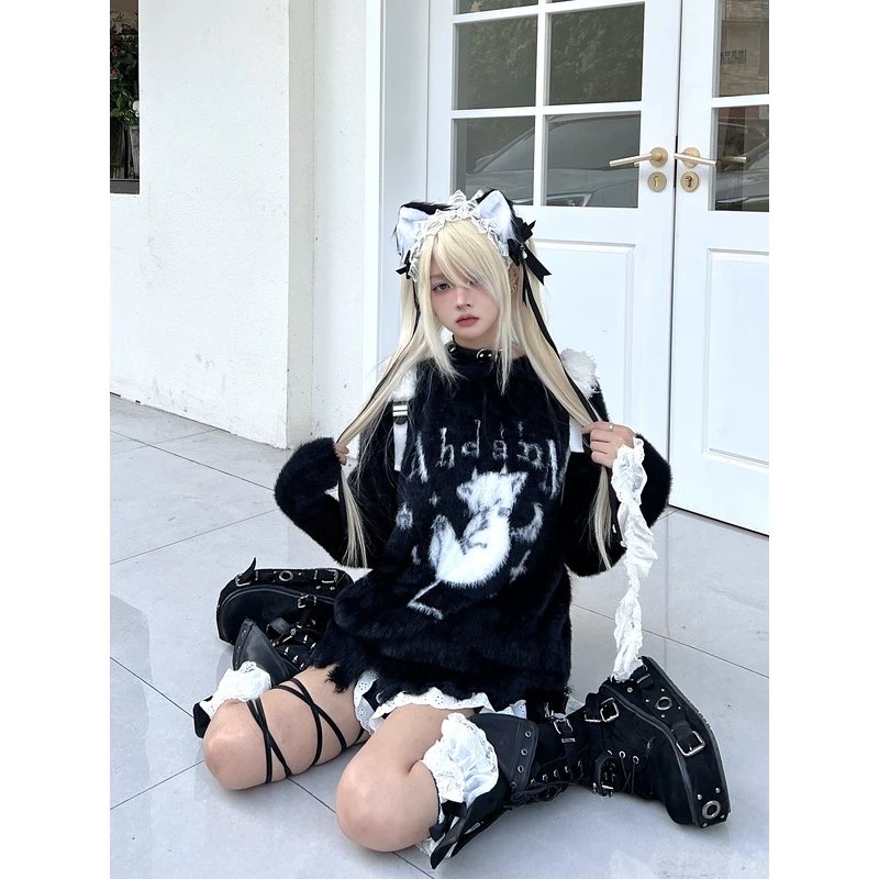 次时代/暗夜小猫 亚文化长毛仿貂毛软乎乎圆领宽松破洞长袖毛衣