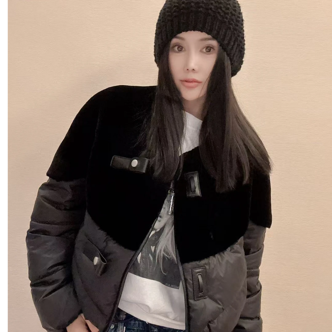 短款皮毛一体拼羽绒服