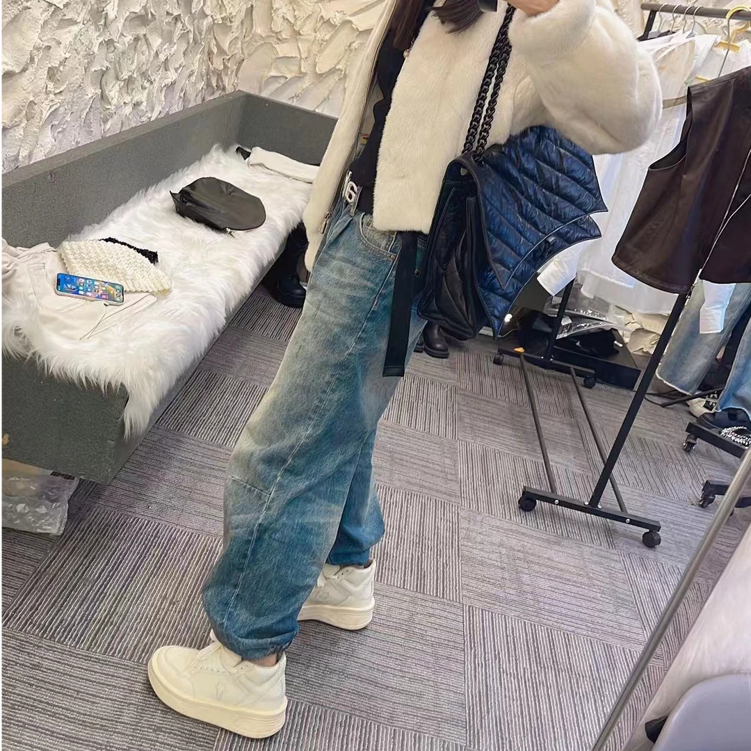 小皮牌束腿牛仔裤