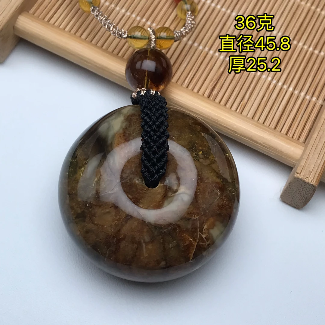 【月光琥珀】36克缅甸琥珀根蜜溶洞平安扣