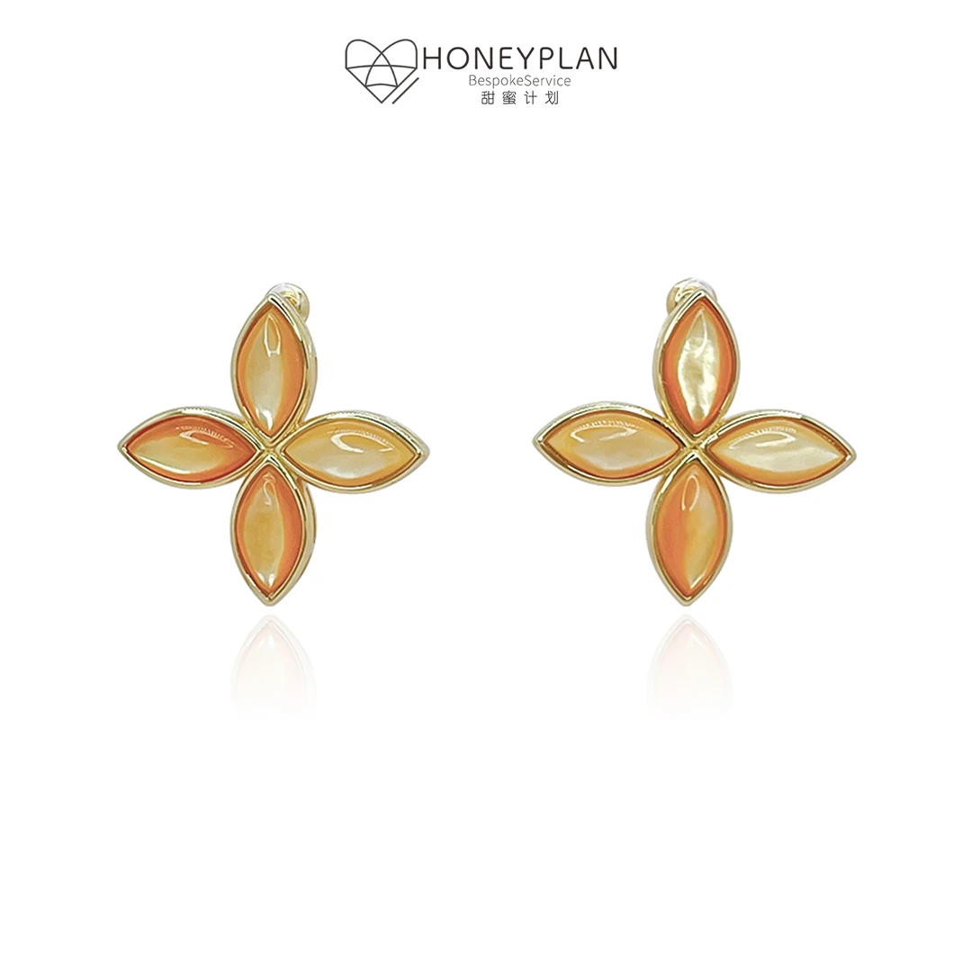 HONEY PLAN/甜蜜计划 铜合金贝壳耳饰 遇见幸运四叶草金贝壳耳钉