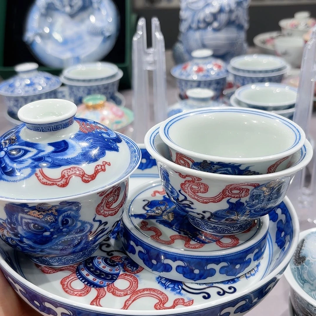 瓷片景德镇瓷器研发基地位于