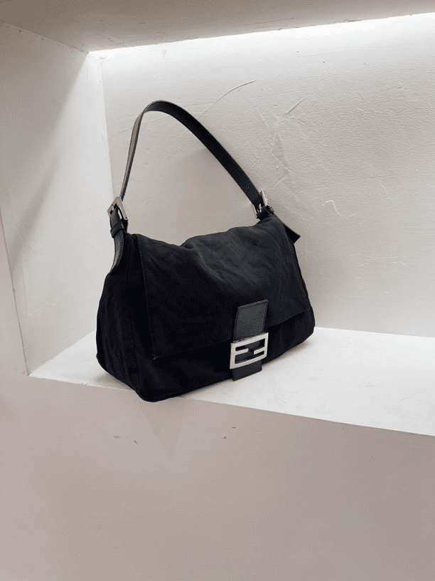 95新 FENDI/芬迪 大号法棍单肩包｜钱钱