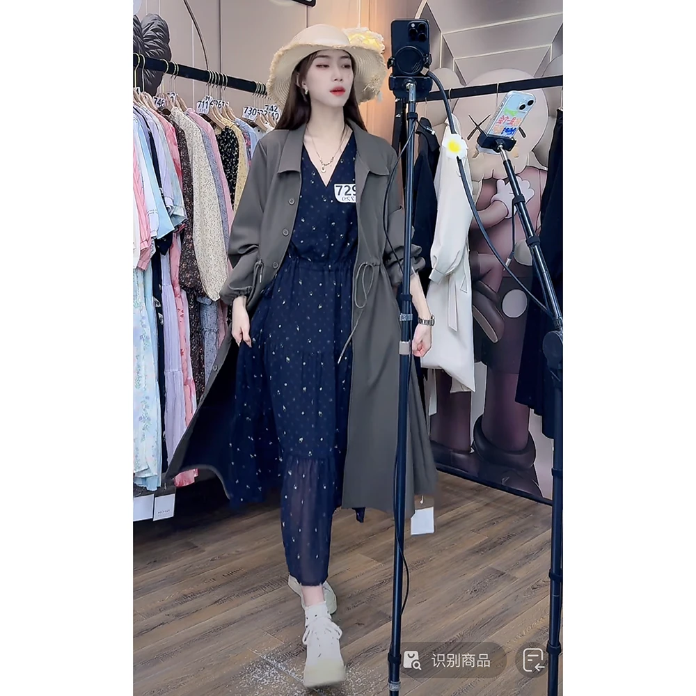 1099 我的极简风衣 2025