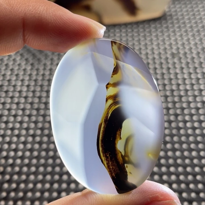 玛瑙/玉髓吊坠(不含链)未镶嵌仲**分