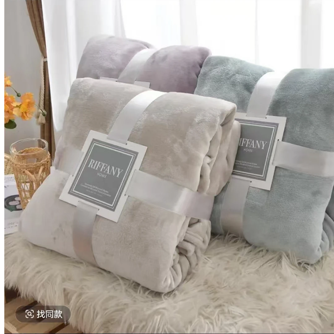 【颜色随机】多功能午休毯法兰绒毯小毛毯冬季办公室沙发午睡绒盖毯