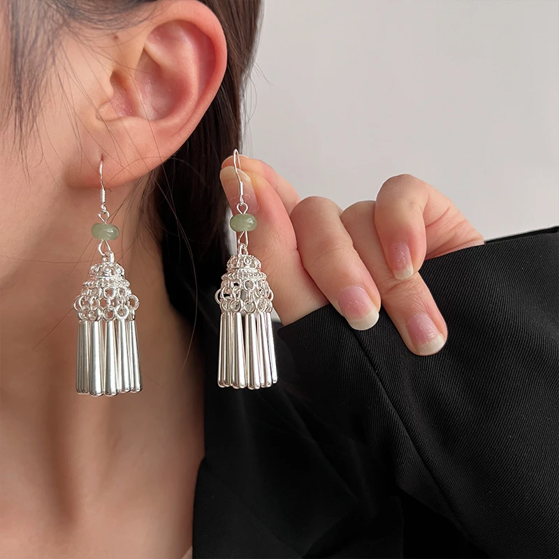 合金耳饰 新款复古民族风女流苏长款耳坠气质高级感宫廷耳钩