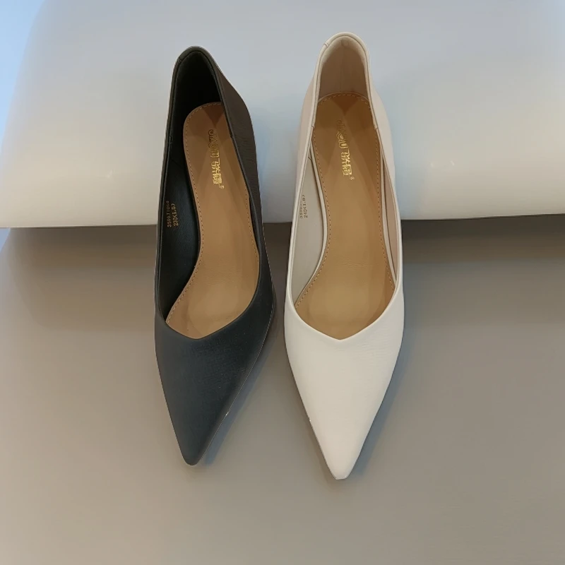 时尚百搭舒适浅口高跟鞋