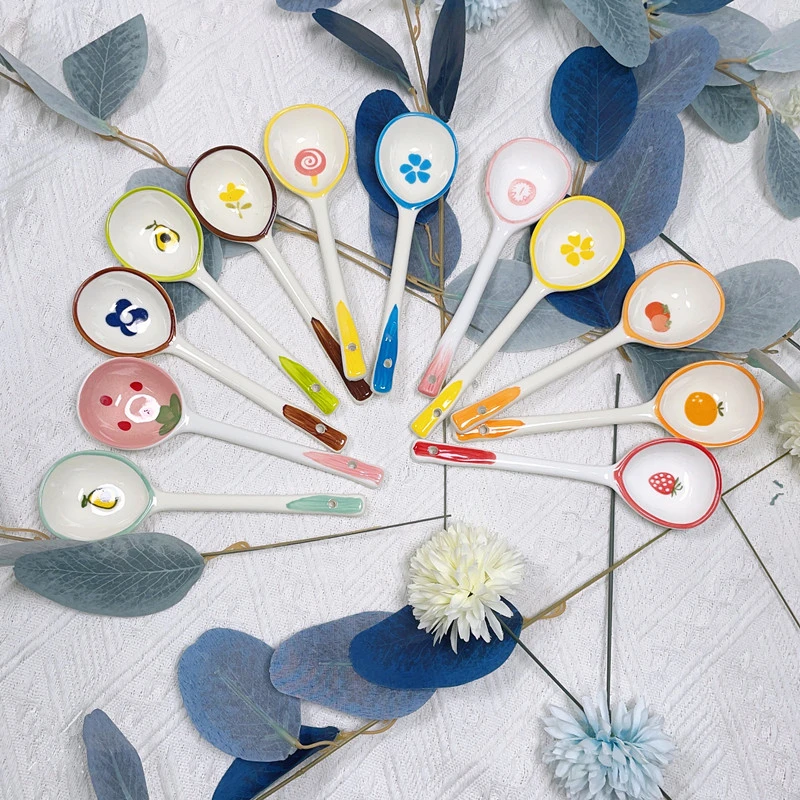 【拍1发6】网红可爱陶瓷勺子吃饭陶瓷汤勺吃饭釉下彩【图案颜色随机】