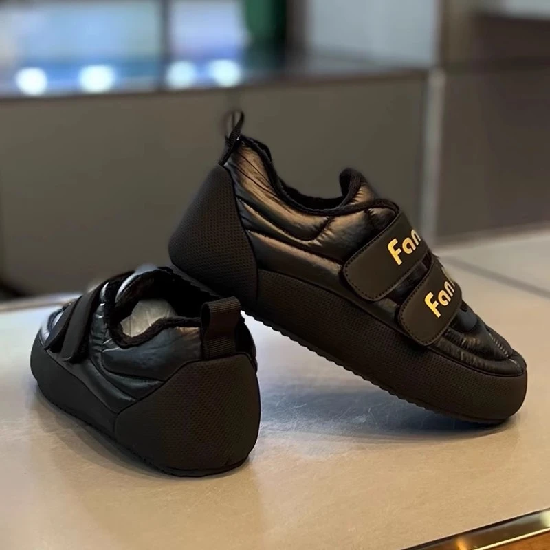 男鞋冬季新款加棉情侣款休闲时尚潮鞋软底防滑保暖百搭舒适棉鞋