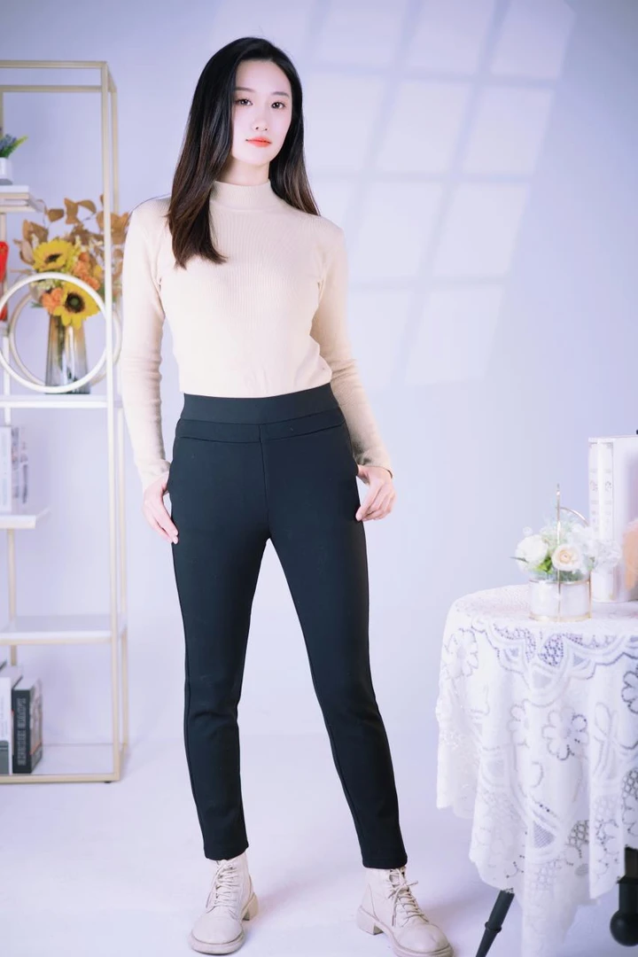 秋冬季加绒加厚女裤高腰弹力休闲裤中老年女士直筒长裤外穿打底裤