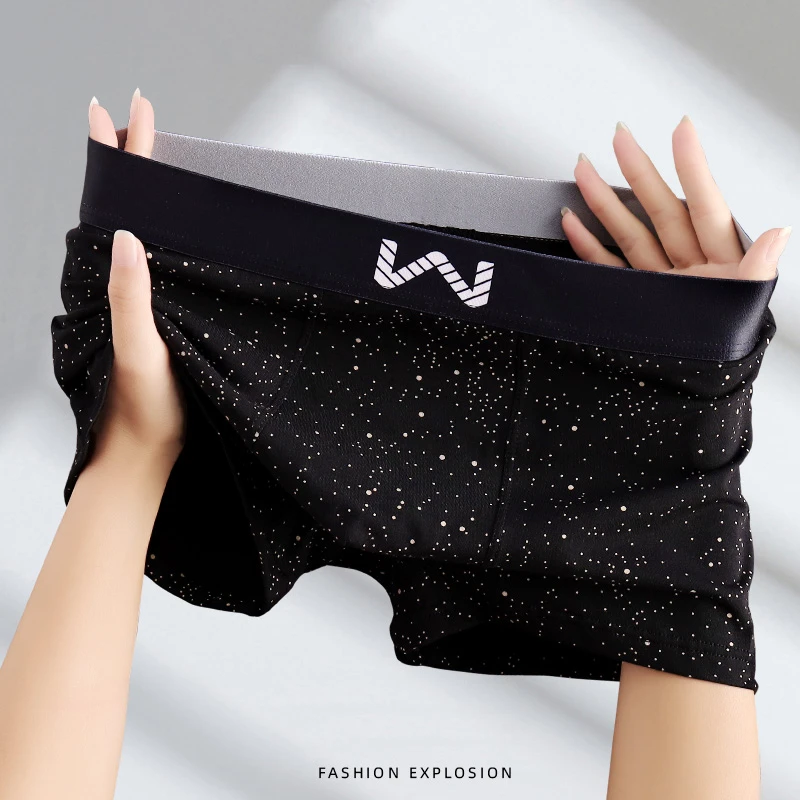 新款男士棉质内裤亲肤透气青年潮流印花内裤头男士中腰性感四角裤