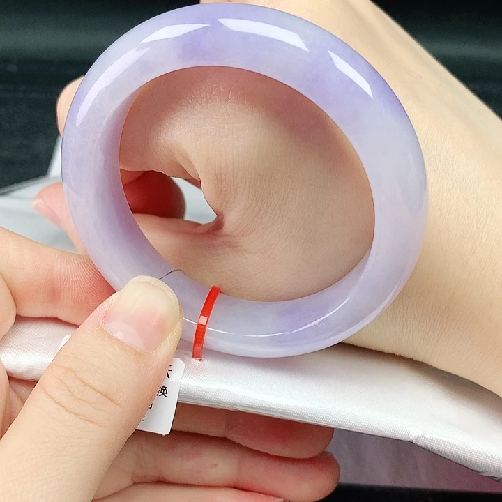 翡翠手镯未镶嵌53轮胎