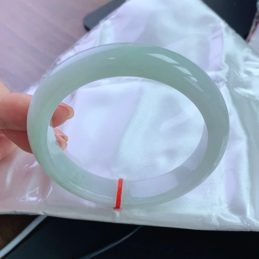 【闪购商品】翡翠手镯未镶嵌K*、